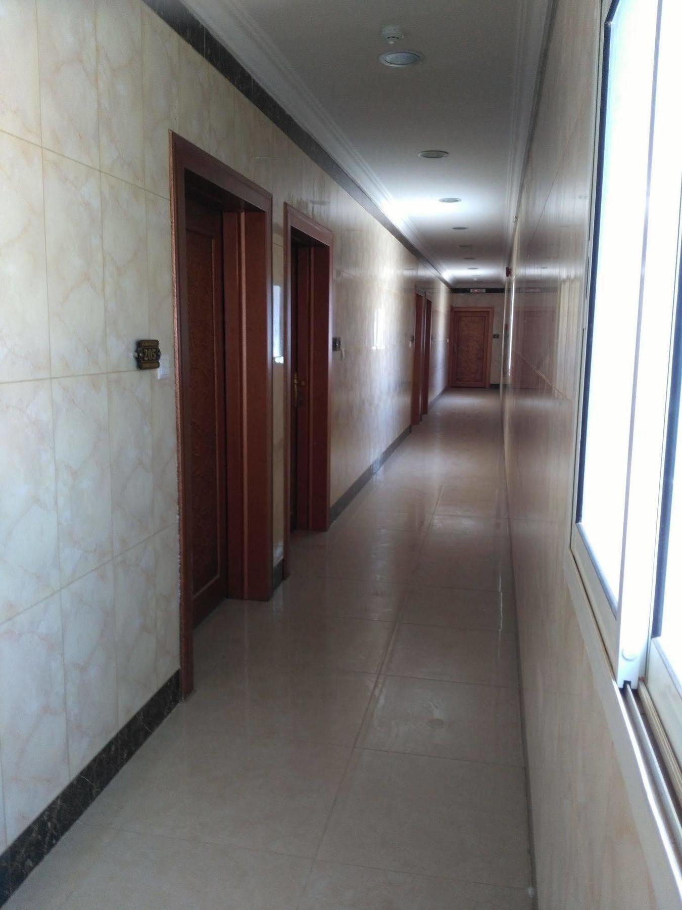 Aram Room Riaad Buitenkant foto